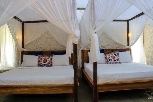 Bed & Breakfast Stone House 1 @chanteak Bali