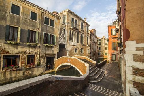 Hostal Dimora Dogale