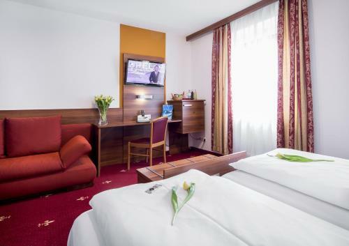 Tiptop Hotel Burgschmiet Garni