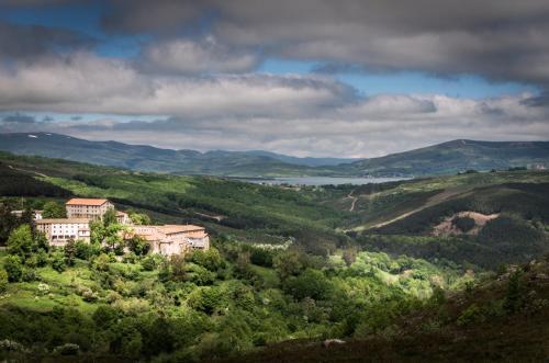 Apartamentos Centro De Turismo Rural La Coruja Del Ebro