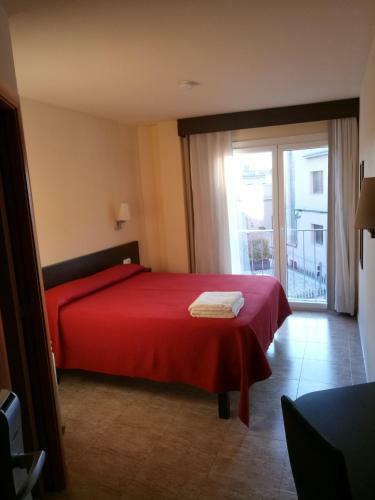 Albergue Hostal Sant Sadurn�