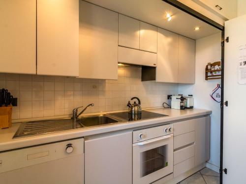 Luxurious Holiday Home In Verbania With Balcony