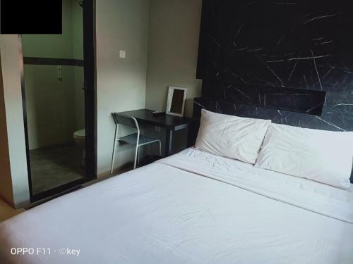 Hostal Reddoorz Plus Near Radio Dalam 3
