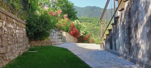 Apartamento Albergo Diffuso - Le Scuole Con Vista Lago