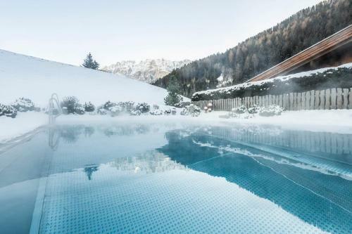 Hotel Portillo Dolomites 1966'