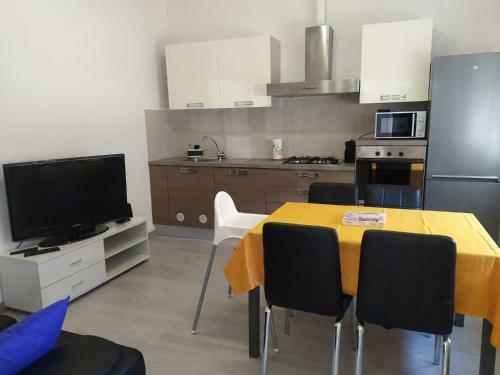 Apartamento Intero Appartamento, Caldiero, 2 Camere Giardino