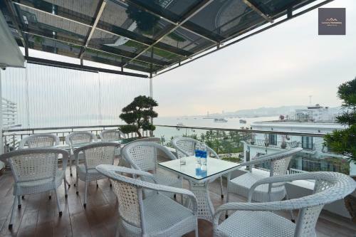 Villa Luxury Homestay Saphire Halong