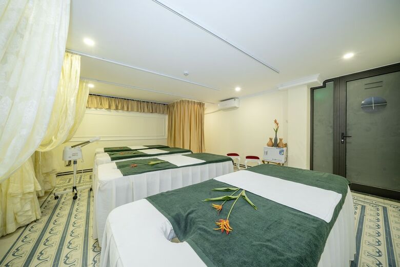 Athenia Boutique Hotel & Spa