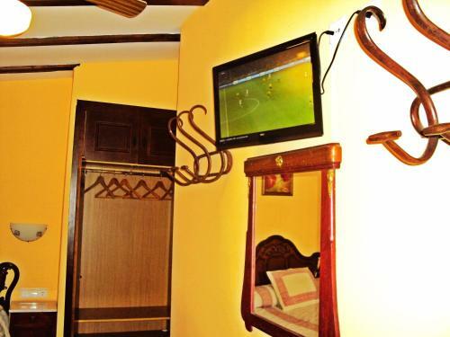 Hostal Alojamiento Tur�stico La Tinaja