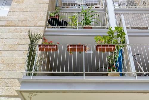 Feelhome - Amazing Apartment Near Mahane Yehuda