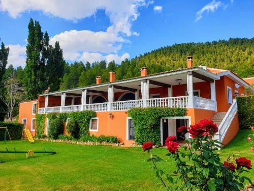 Hotel Val De Pinares