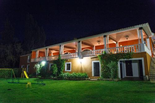Hotel Val De Pinares