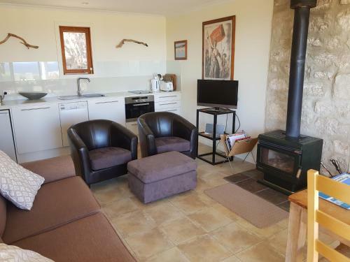 Tu Emuz Stone Beachfront Villa, Emu Bay, Kangaroo Is