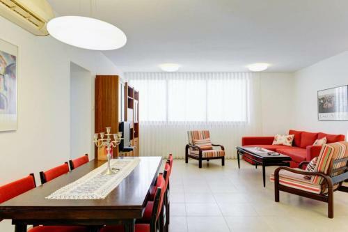 Apartamento Joli 2br In Bavli By Holyguest