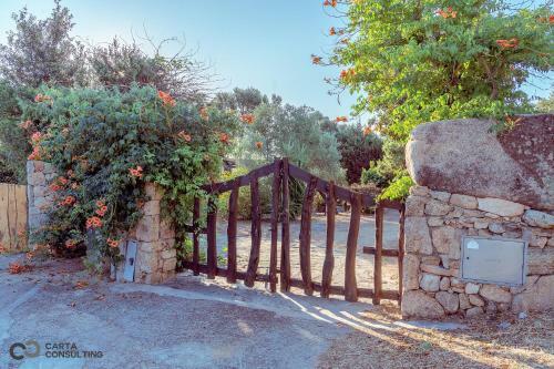 Mono-mary: Just 600m From The Sea With Private Beach!