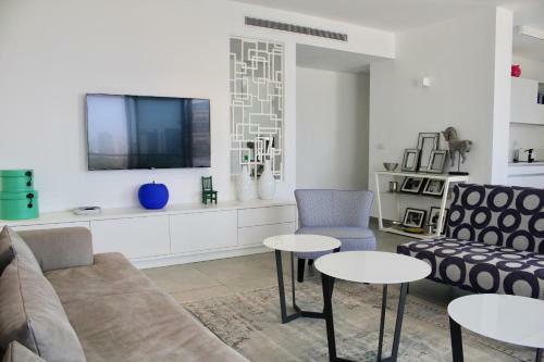 Apartamento Designed 2br In Florentine By Holyguest