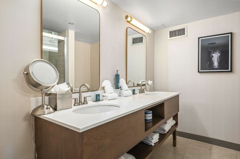 Doubletree Hotel Tucson At Reid Park