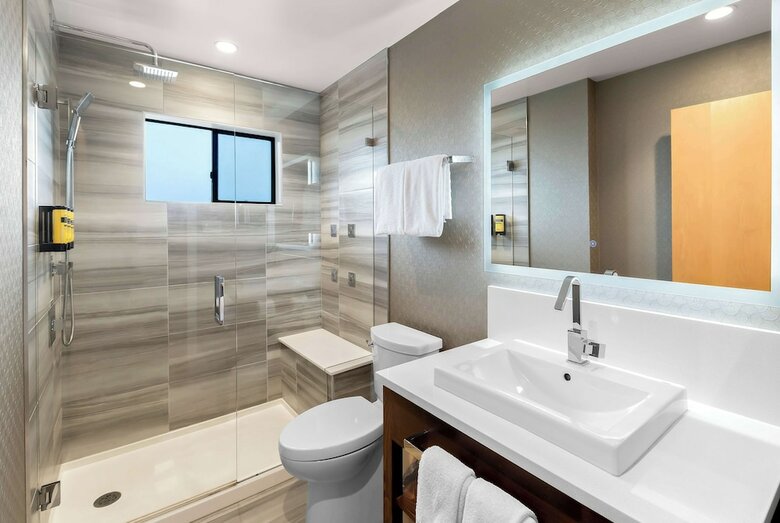 Hotel Best Western Plus Inner Harbour