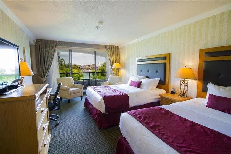 Hotel Best Western Plus Inner Harbour