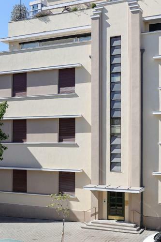 Levontin 5 Apartment - By Sean'rent