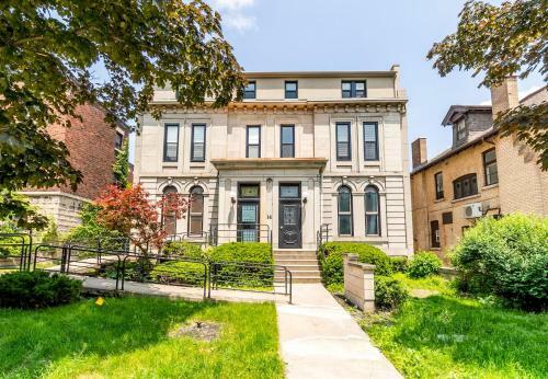 Apartamento Upscale 1br Boutique Apt With Netflix - Prime Downtown Location!