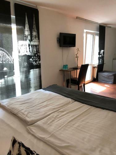 Hostal Hotel P�tz Garni