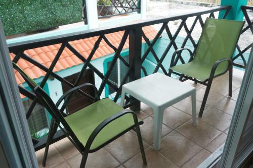 Hotel Sea Hawk Suites
