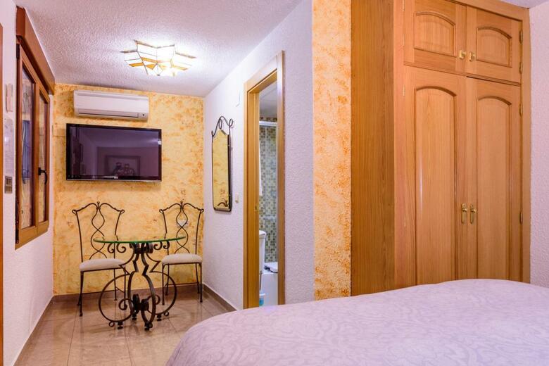 Hostal Lima