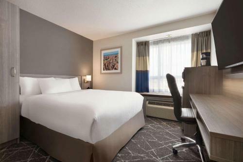 Hotel Microtel Inn & Suites By Wyndham Kanata