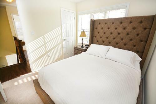 Townhome Collection By Royal Stays - Milton On