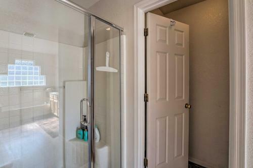 Spacious Parker Home With On-site River Access!