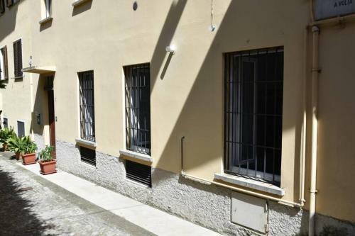 La Resilienza, Apartment With View, Carate Urio