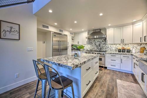 Cabin 404 Payson Getaway With Deck Mtn-views!