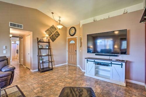 Peoria Home With Large Yard About 14 Mi To Phoenix!