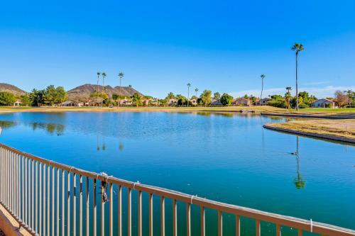 Upscale Phoenix Oasis With Small Private Pool And Spa!