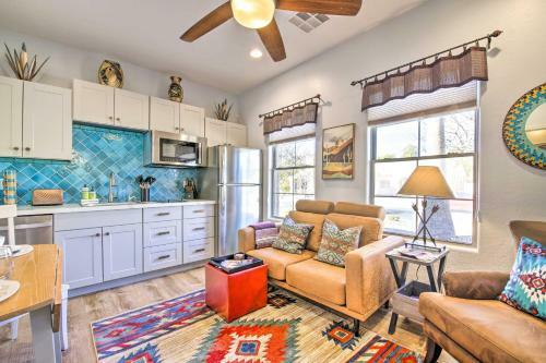 Apartamento Colorful Casita With Mod Interior, 2 Fireplaces