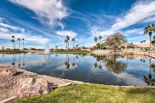 Sun-lit Casa In 55 And Community With Bbq And Patio!