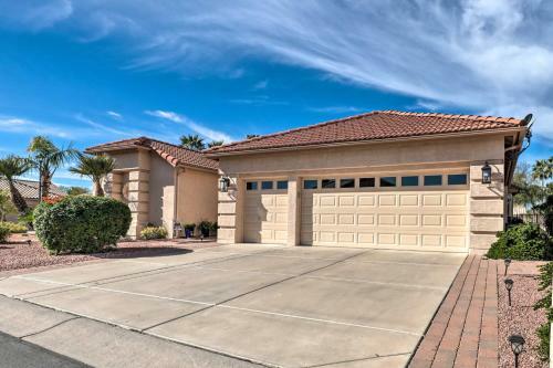 Sun-lit Casa In 55 And Community With Bbq And Patio!