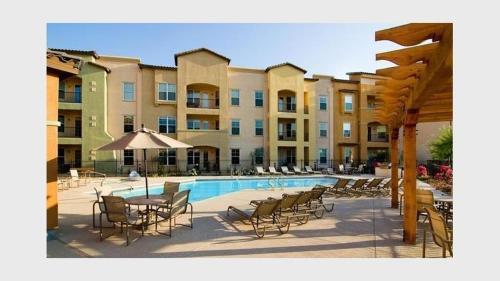 Apartamento Spectacular Ground Floor Condo Facing Gorgeous Courtyard! Condo