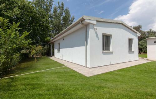 Nice Home In Orentano With 2 Bedrooms