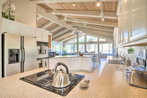 Spacious Sedona Hideaway With Furnished Patio!