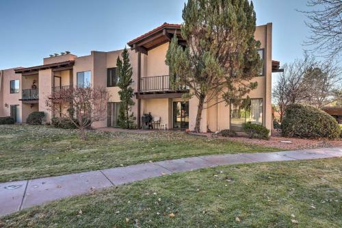Apartamento Condo With Mtn Views, Balcony And Hot Tub Access!