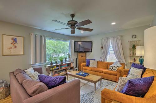 Renovated Eureka Springs Home - 1 Mi To Dtwn!