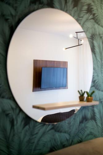 Apartamento Studio Palms Steps From Jeantalon Market Full Bath By Den Stays