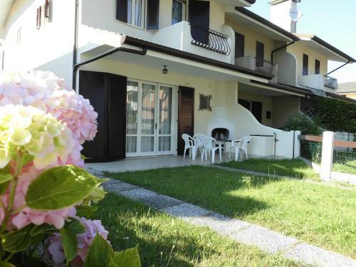 Villa Terraced House 6 People With Swimming Pool - A C