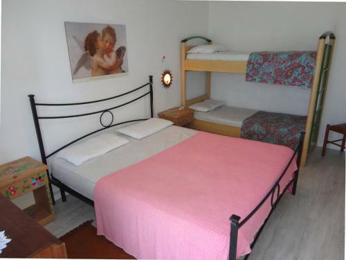 Apartment For 7 People With Sea View A C