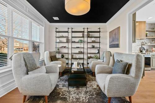 Apollo House - Amazing Location In Rogers, Ar - Sleeps 11!