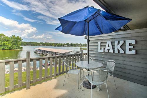 Apartamento Hot Springs Getaway With Balcony And Lake Access!