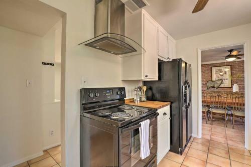Pet-friendly Home, 4 Miles To U Of A Campus