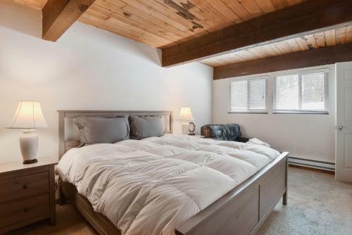 Alpine Manor Retreat